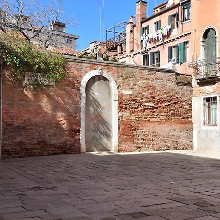 Cozy Apartment Near Rialto Bridge/ St.Mark Square 베니스 외부 사진