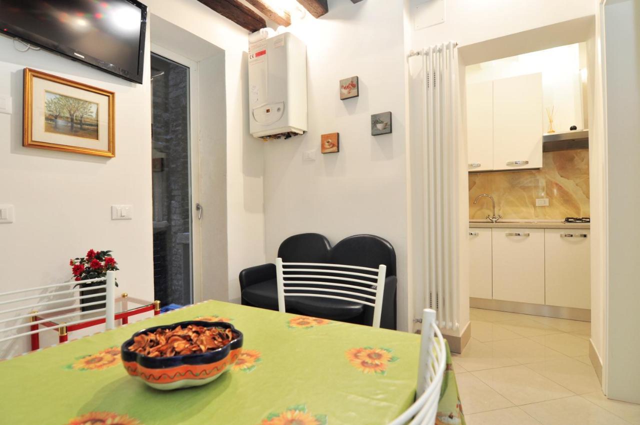 Cozy Apartment Near Rialto Bridge/ St.Mark Square 베니스 외부 사진